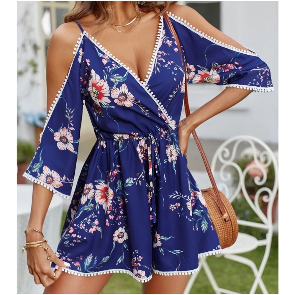 Boho Floral Print Cold Shoulder lace romper - Picture 4 of 4
